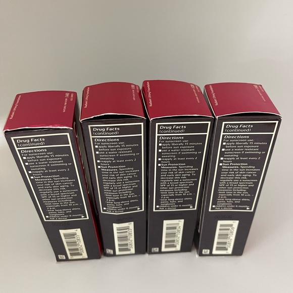 Shiseido Radiant Lifting Foundation - choose your shade! - Picture 4 of 9